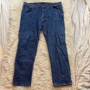 411. Men's Lee Blue Jeans (42x32)